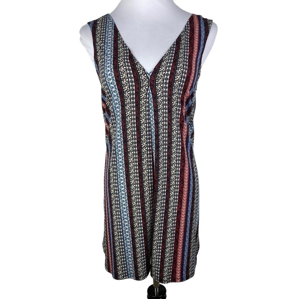BCBGeneration Boho‎ V-Neck V-Back Tie Back Sleeveless Romper Women's Medium